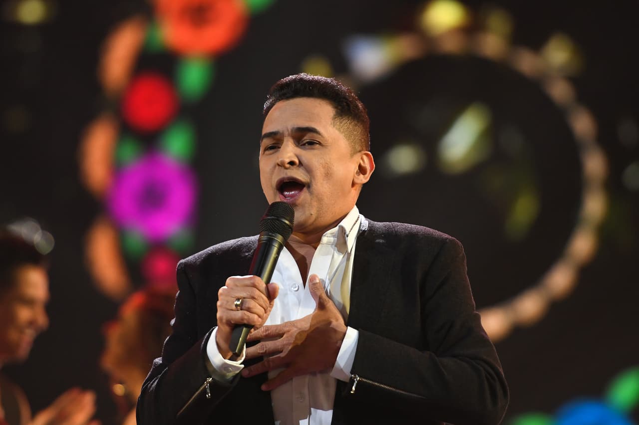 Jorge Celedón por su parte, está a punto de lanzar su nuevo material.