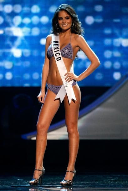 Pero antes de ser actriz de telenovelas Ximena ya tenía muchos éxitos en su carrera.