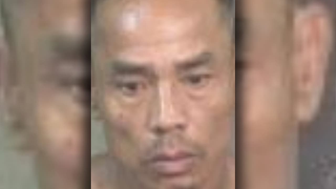 <b>Nombre: </b>Boumhang Keovongsa
<br>
<b>Fecha de Nacimiento: </b>04/05/60
<br>
<b>Delito por que se busca: </b>Asalto con arma mortal y en vehículo