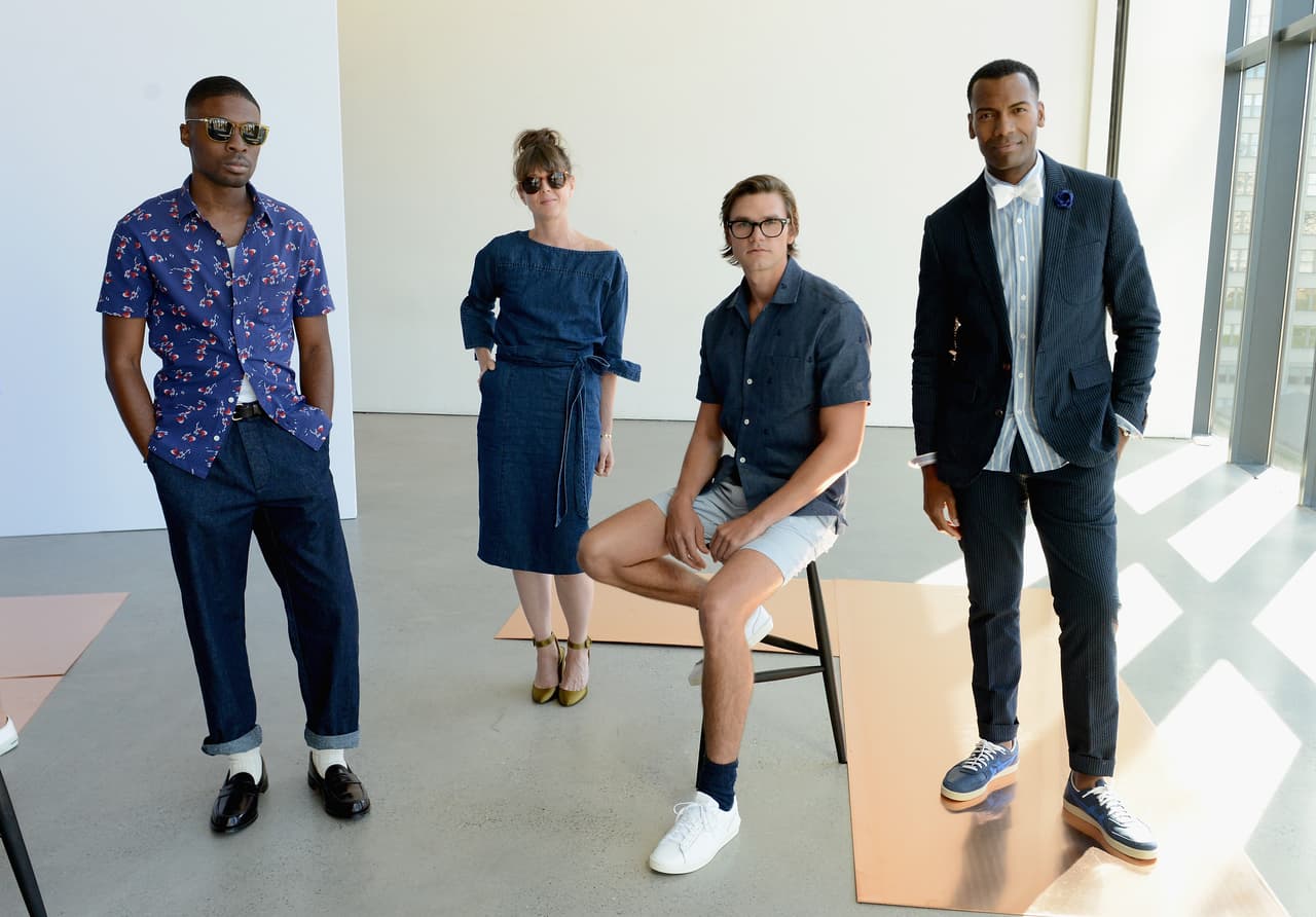 Aunque la historia parezca solo el sueño dorado de muchas, sucedió con la marca JCrew que convocó a 64 extraños para que lucieran su colección Primaver-verano 2017 ante la crítica especializada y los medios.
<br>