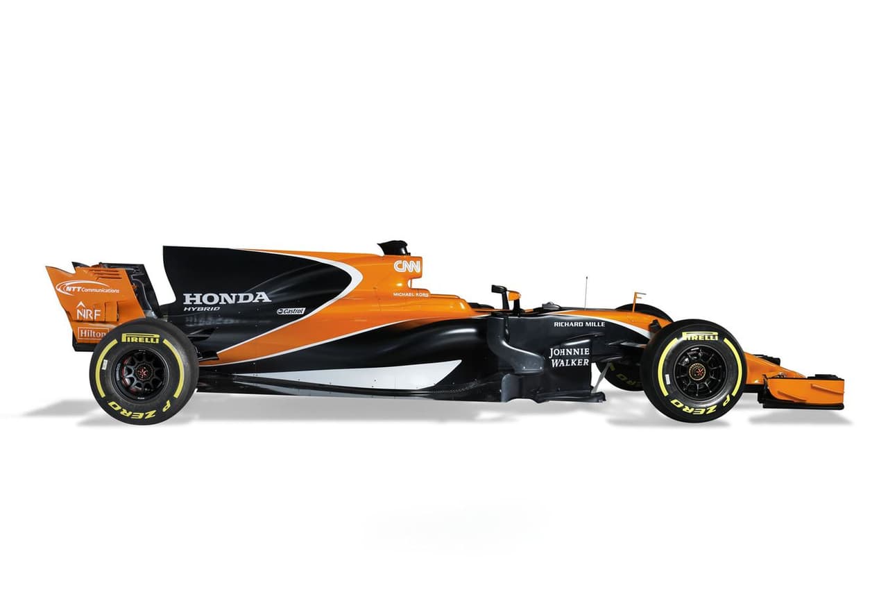 McLaren es otro de los equipos que incorpora la 'aleta de tiburón' al final del cubremotor, principalmente en color negro. Debajo, se aloja el motor Honda, marca que le suministra impulsores al equipo desde 2015, en busca de revivir la época dorada de fines de los '80. Este año debe ser su salto a la cima definitivo, con este V6 turbocargado de 1.6 litros.