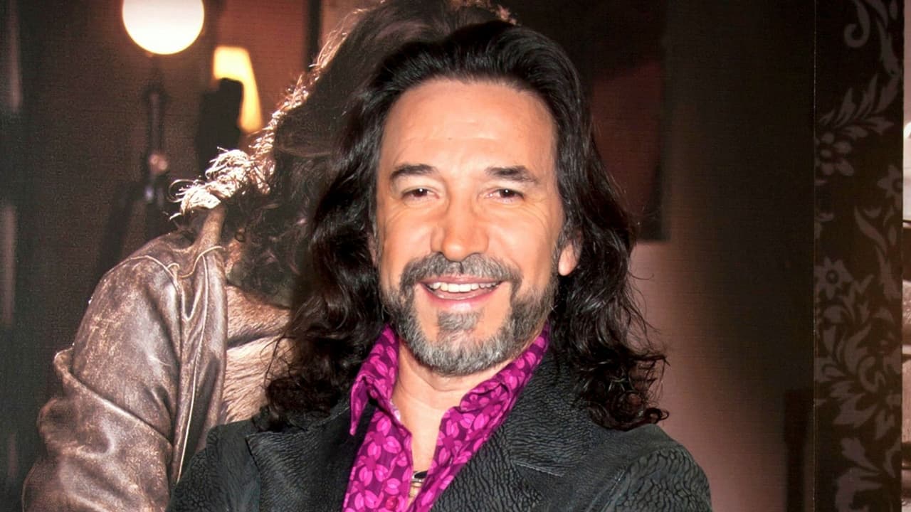 'El Buki' le escribió un poema al covid-19, pero recibió críticas por su "mal gusto"