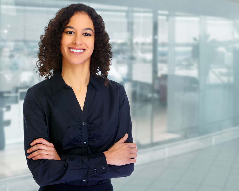 <b>SAGITARIO</b>
<br>Estás ahora envuelto en un tono fascinante, elegante y tan lleno de pasión que hacen que los ojos de todos se vuelven hacia ti.