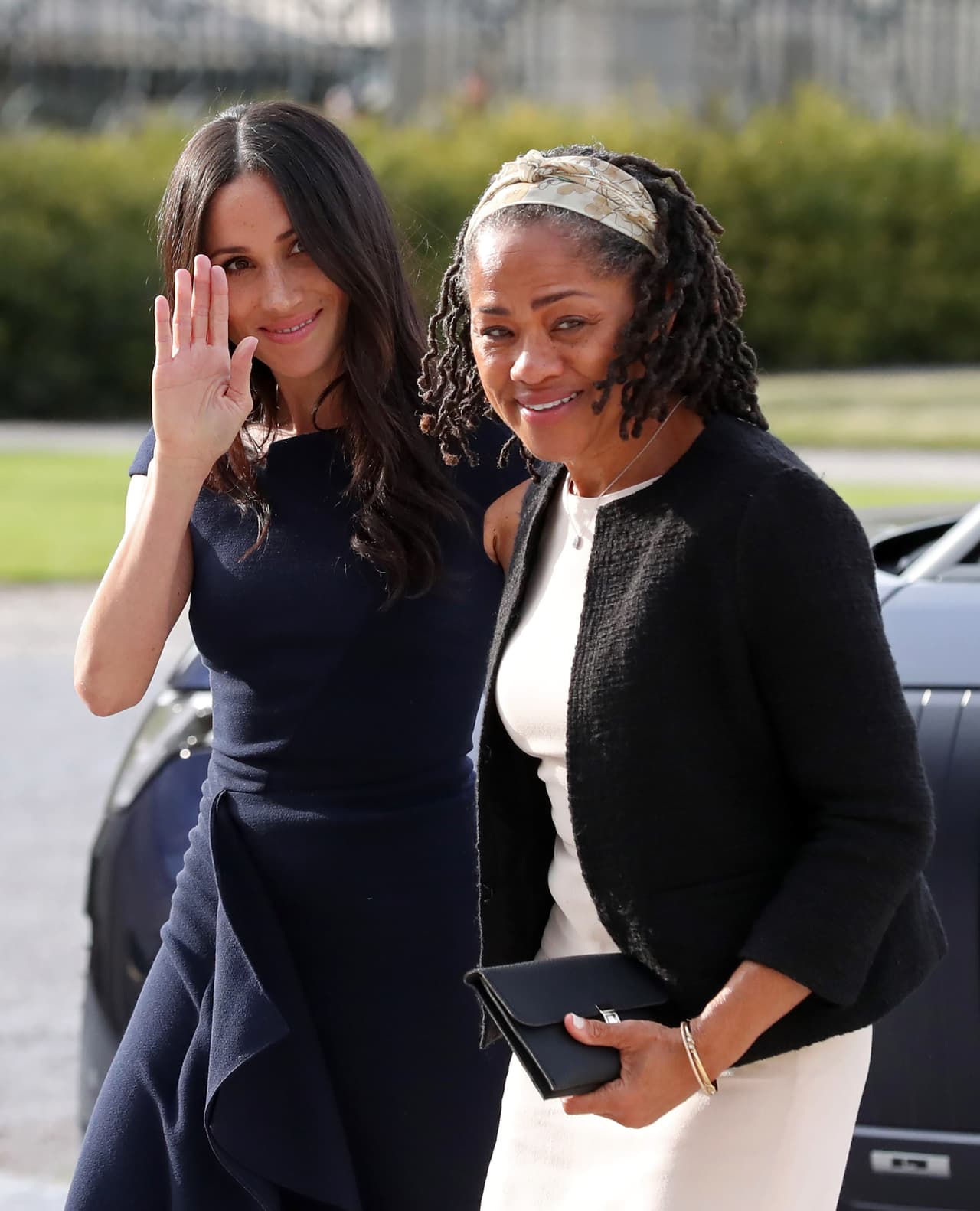 Con el paso de las horas, todo se ha ido resolviendo y tanto Meghan como su mamá están listas para el enlace.