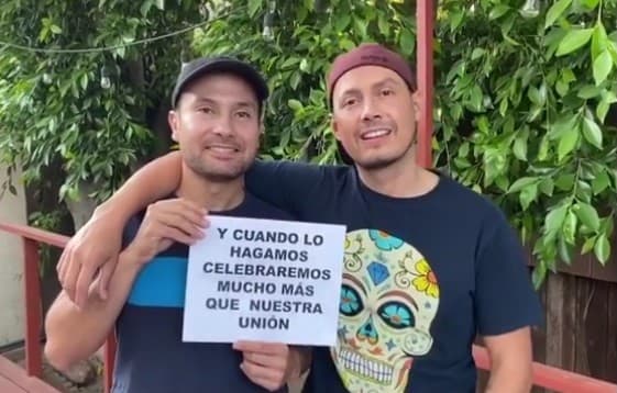 Mientras se puede festejar a lo grande, ellos seguirán sembrando amor a su relación.