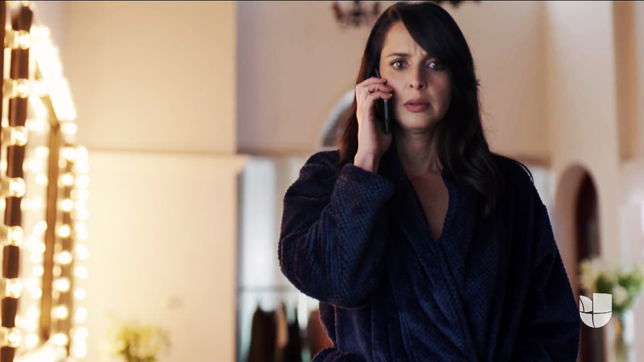 Pero después de pensarlo, Vanessa Espinoza aceptó seguir con la dirección de la película.