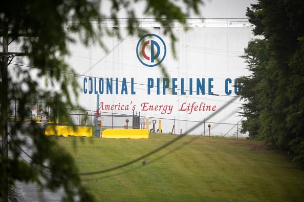 Colonial Pipeline reactiva operaciones tras el ciberataque que provocó escasez de combustible en algunas gasolineras