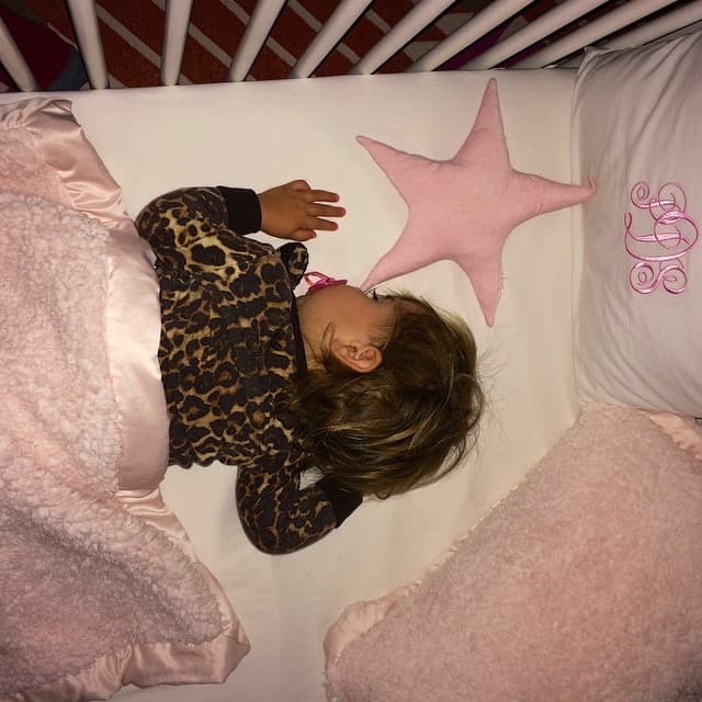 Pero cuando su hermano mayor está cerca las cosas cambian.