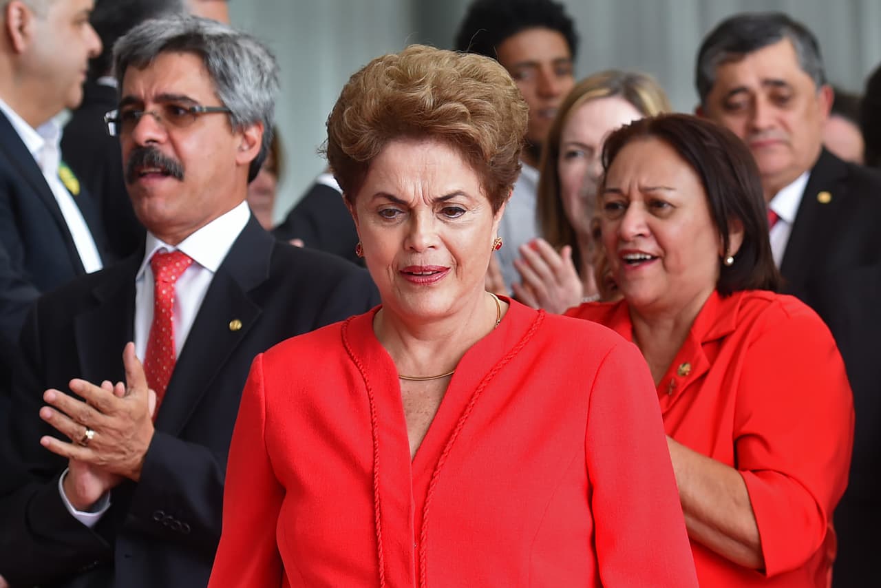 Luego de varios meses de espera, con los Juegos Olímpicos de por medio, finalmente Dilma Rousseff, después del veredicto se dirige a sus seguidores, el 31 de agosto.