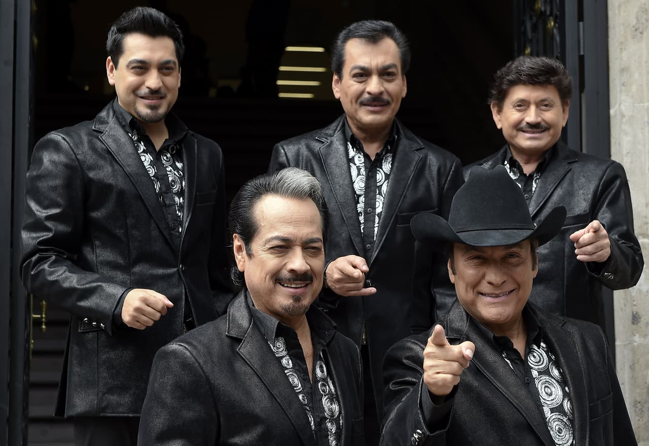 Algunos de los integrantes de la famosa banda de corridos, Los Tigres del Norte, hablaron acerca de la situación migratoria en Estados Unidos.