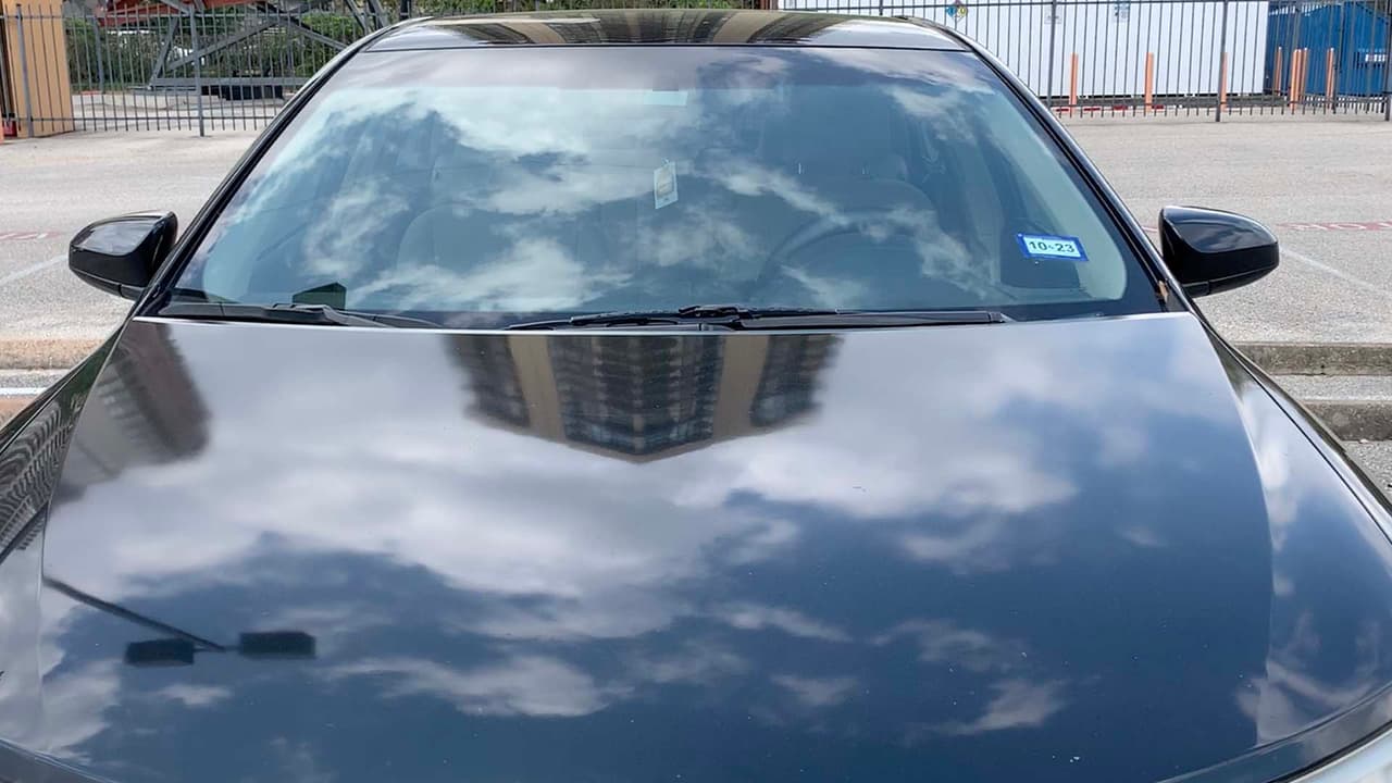 Uno de los ‘recall’ más comunes es por las bolsas de aire defectuosas que en un accidente
<b>pueden explotar y lanzar fragmentos afilados de metal </b>en el vehículo que podrían amenazar tu vida.