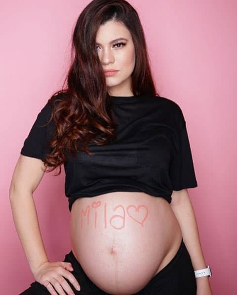 La modelo brasileña compartió en redes sociales todas las etapas de su embarazo.