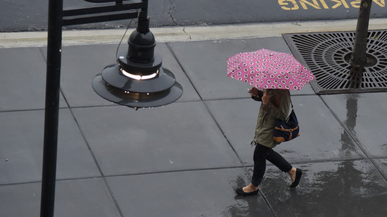 Crece la posibilidad de lluvias y tormentas este martes 