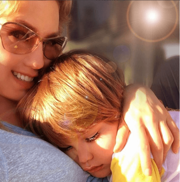 Pero ante todo, ella es una madre súper amorosa.