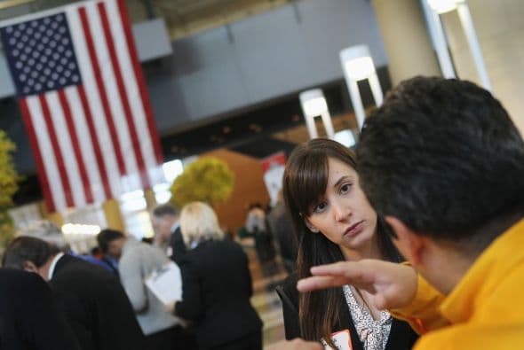 Particularmente, Pace Suburban Bus, ofreció 28 puestos de trabajo.