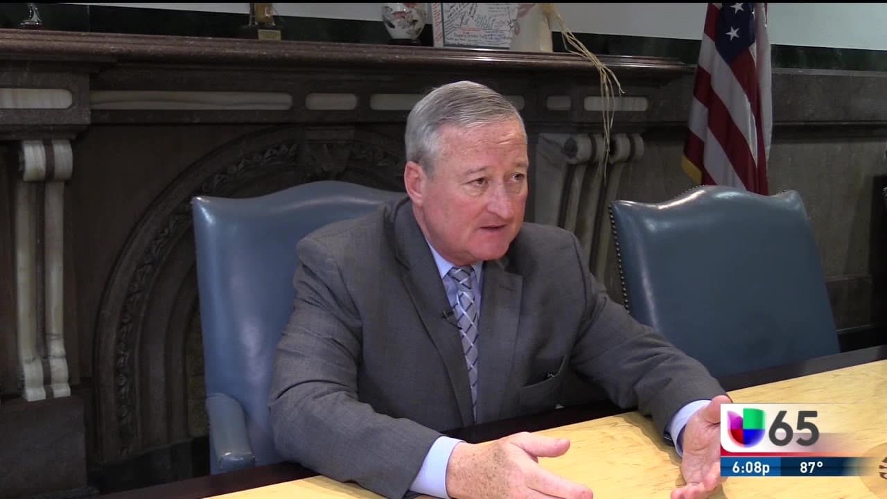 Filadelfia acusa a ICE de usar perfiles raciales y suspende su cooperación con la agencia