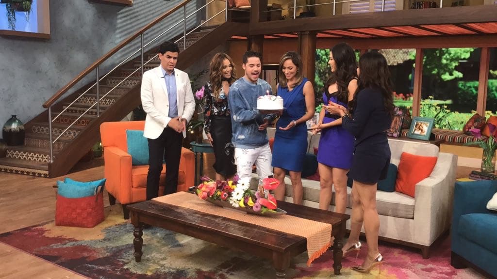 Ella estaba emocionada con tantas muestras de cariño de su familia de Despierta América.