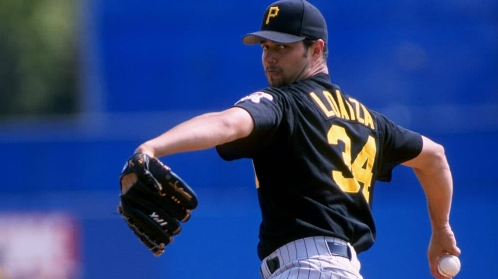 <a href="https://www.univision.com/temas/esteban-loaiza"><b>Esteban Loaiza</b></a> comenzó su carrera como beisbolista en 
<b>1995</b>, con los
<b> 'Piratas' </b>de 
<b>Pittsburgh</b>.