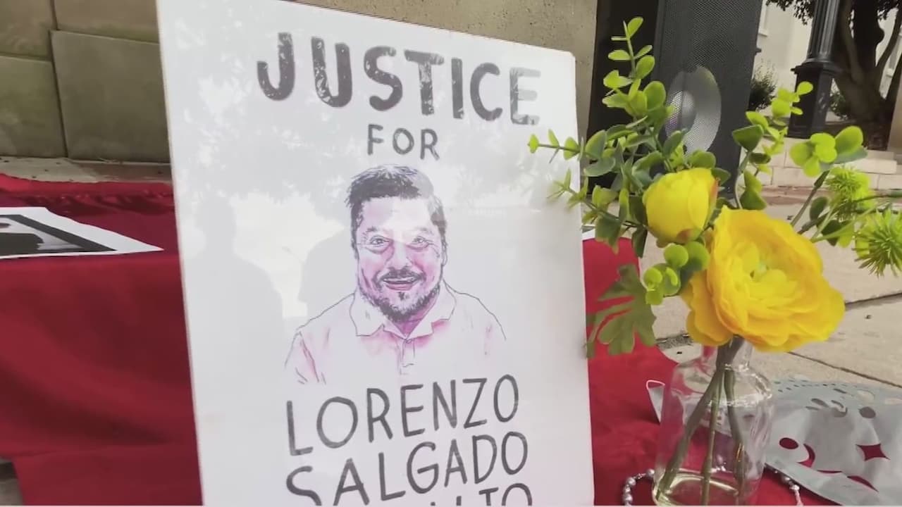Además se tomaron un momento para recordar a 
<b>Lorenzo Salgado, quién era un hombre de 35 años, originario de México,</b> que se encontraba tramitando un permiso de trabajo. El día de su muerte se dirigía a trabajar.