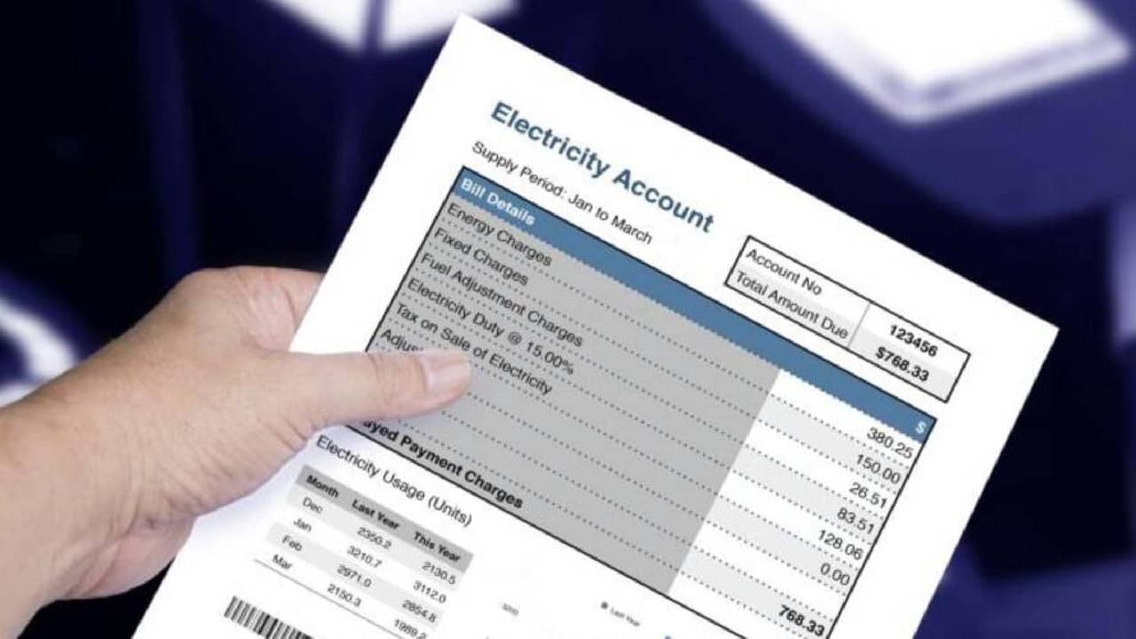 Los solicitantes deberán proporcionar una copia de su factura de servicios públicos actual, una identificación con fotografía, un aviso de desconexión (si corresponde) y un comprobante de ingresos. Para más detalles 
<a href="https://des.az.gov/services/basic-needs/shelter-housing/utility-assistance/liheap-faqs" target="_blank">da clic en este siguiente enlace</a>.