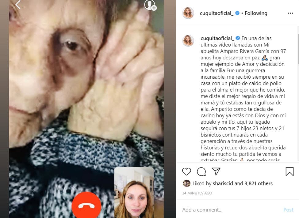 "En una de las 
<b>últimas video llamadas con mi abuelita </b>Amparo Rivera García con 97 años. Hoy descansa en paz. Gran mujer, ejemplo de amor y dedicación a la familia", escribió la 
<b><a href="https://www.univision.com/famosos/elizabeth-alvarez-y-jorge-salinas-se-llevaron-a-sus-mellizos-a-esquiar-en-nieve-fotos" target="_blank">esposa de Jorge Salinas. </a></b>
<br>