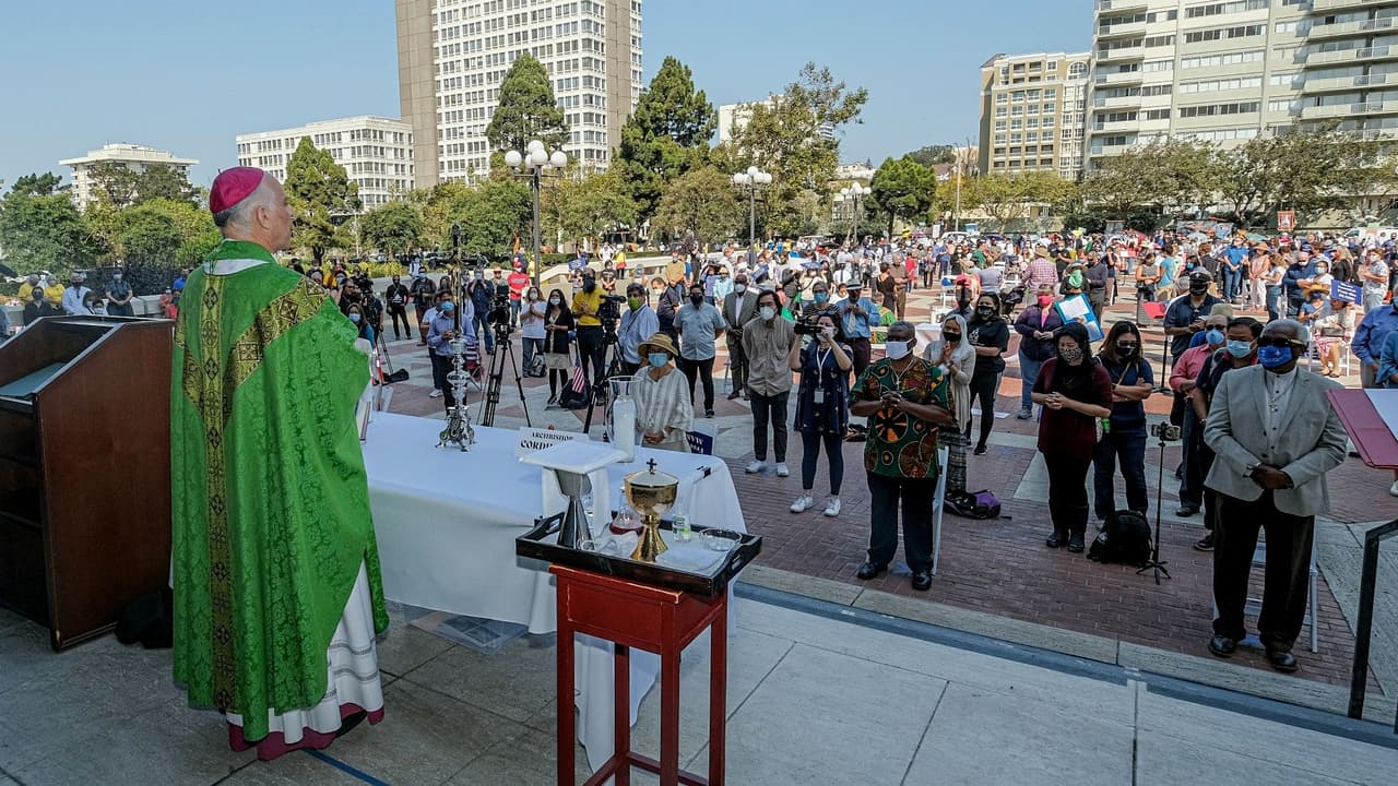 “Se están burlando de Dios”: arzobispo de San Francisco arremete contra alcaldía por las restricciones en iglesias