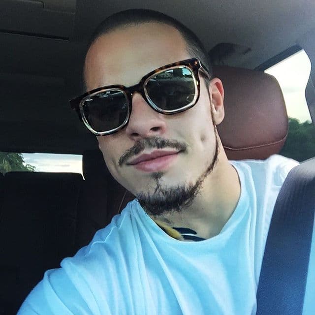 “Ella me dijo que ahorrara mi dinero y comprara una casa. El origen de mi familia. Te voy a extrañar más de lo que las palabras pueden describir”.