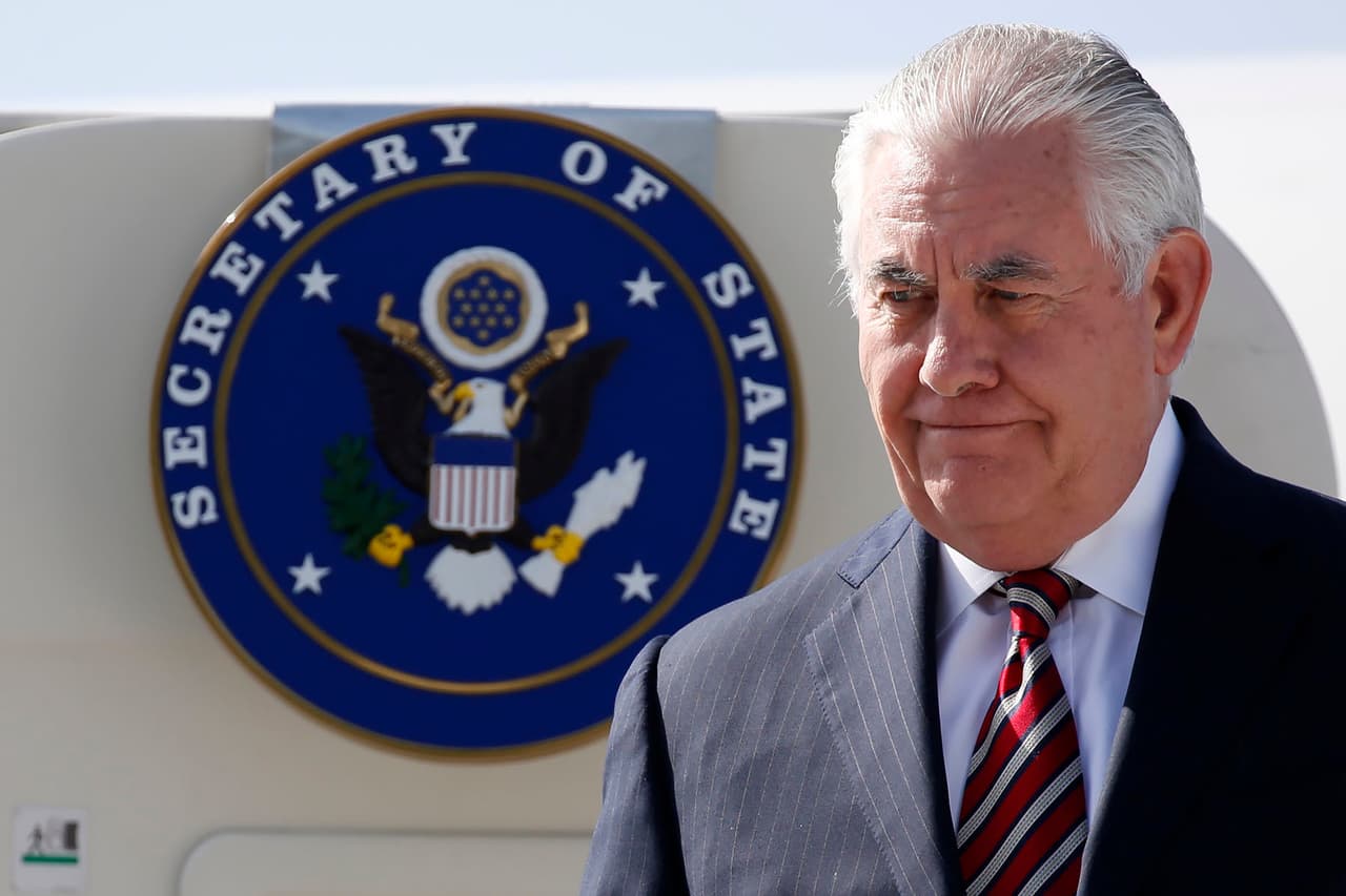 Cancelar el TPS llenará las pandillas con jóvenes de EEUU y traerá más migración ilegal: la opinión de Tillerson que Trump ignoró