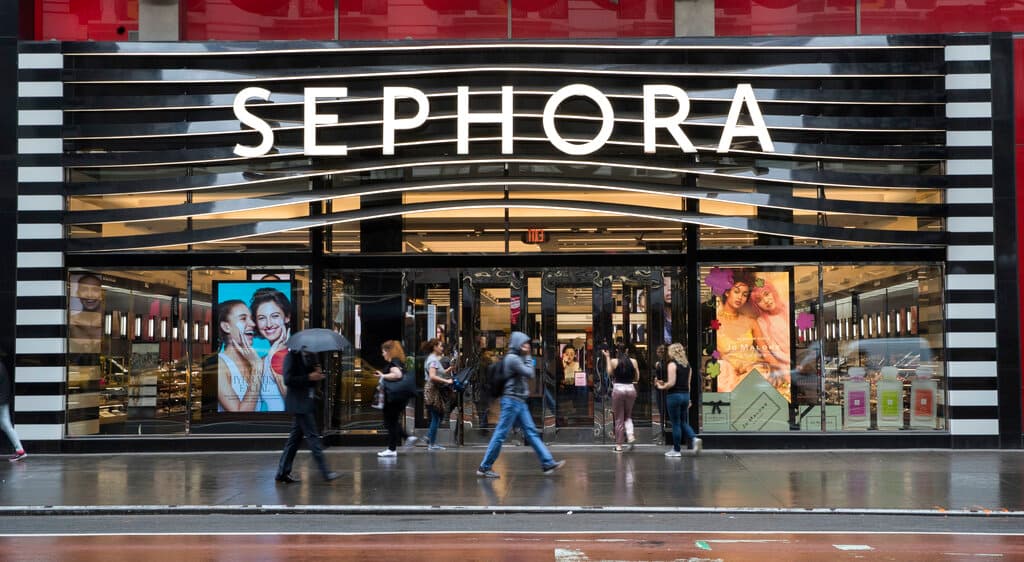 Sephora pagará 1.2 millones de dólares a California como parte de un acuerdo ante señalamientos por la presunta venta de datos de sus clientes, informó el fiscal general de California, Rob Bonta.