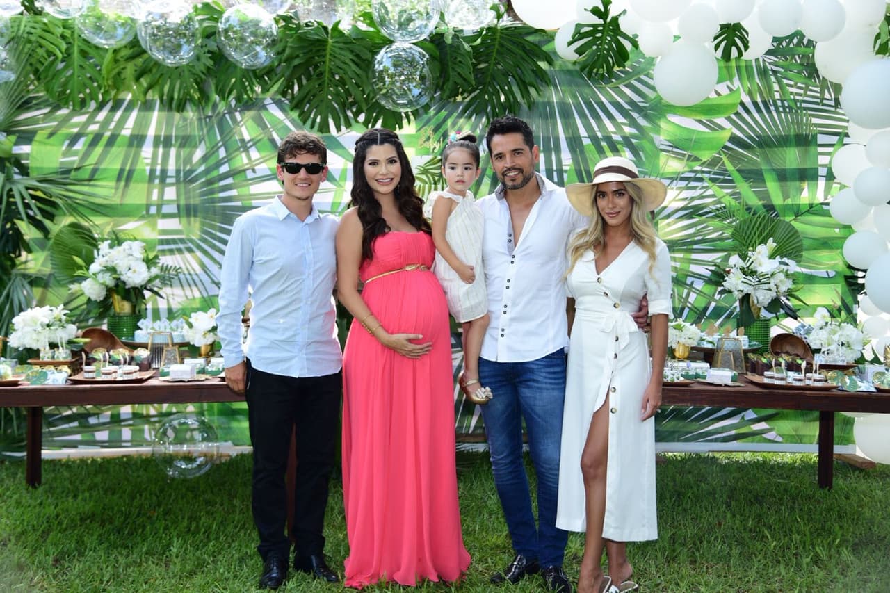 En entrevista para MezcalTV, la presentadora reveló que continuará la tradición de Giulietta con su segundo bebé, por lo que elegirán un nombre que empiece con la letra G.