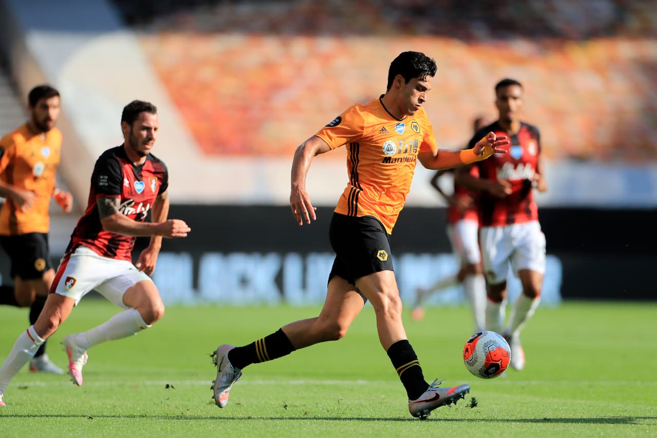 Los Wolves de Raúl Jiménez no aflojan en el sueño de jugar Europa la siguiente temporada y el Bournemouth sufre el poder goleador del mexicano.