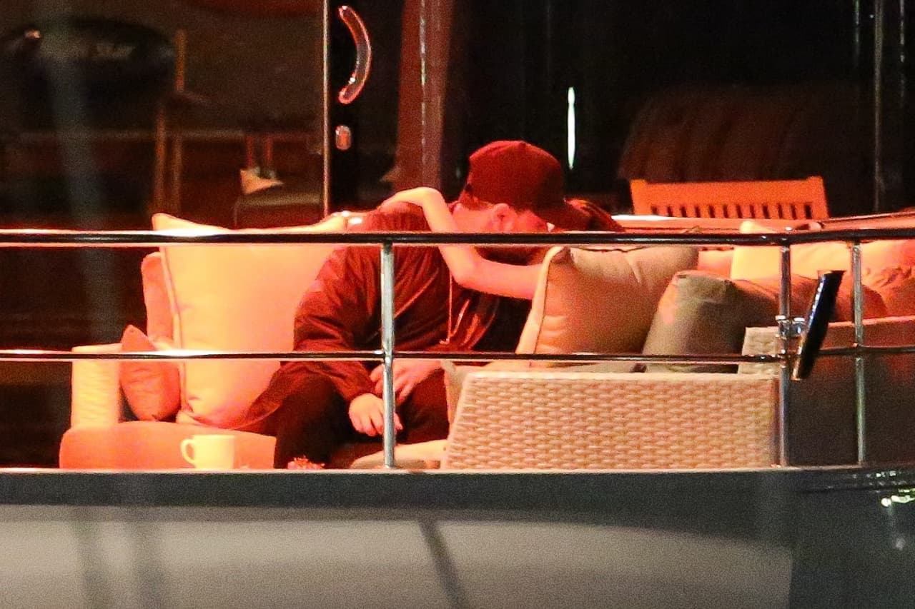 Selena Gomez y The Weeknd tuvieron una noche romántica en un yate para celebrar el Día de San Valentín.