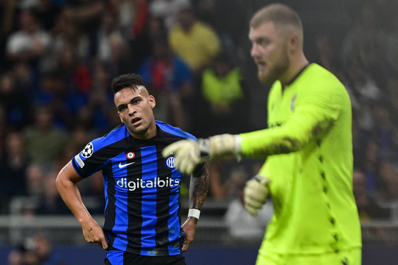 Edin Dzeko hizo doblete con Inter de Milán, que goleó al Viktoria Plzen y avanzó a los Octavos de Final de la UEFA Champions League.
