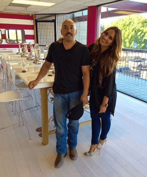El proyecto de Mayeli lleva por nombre "Drama Queen Makeup Academy", fue inaugurada en octubre de 2015 y se ubica en Temecula en el Condado de Riverside en el estado de California.