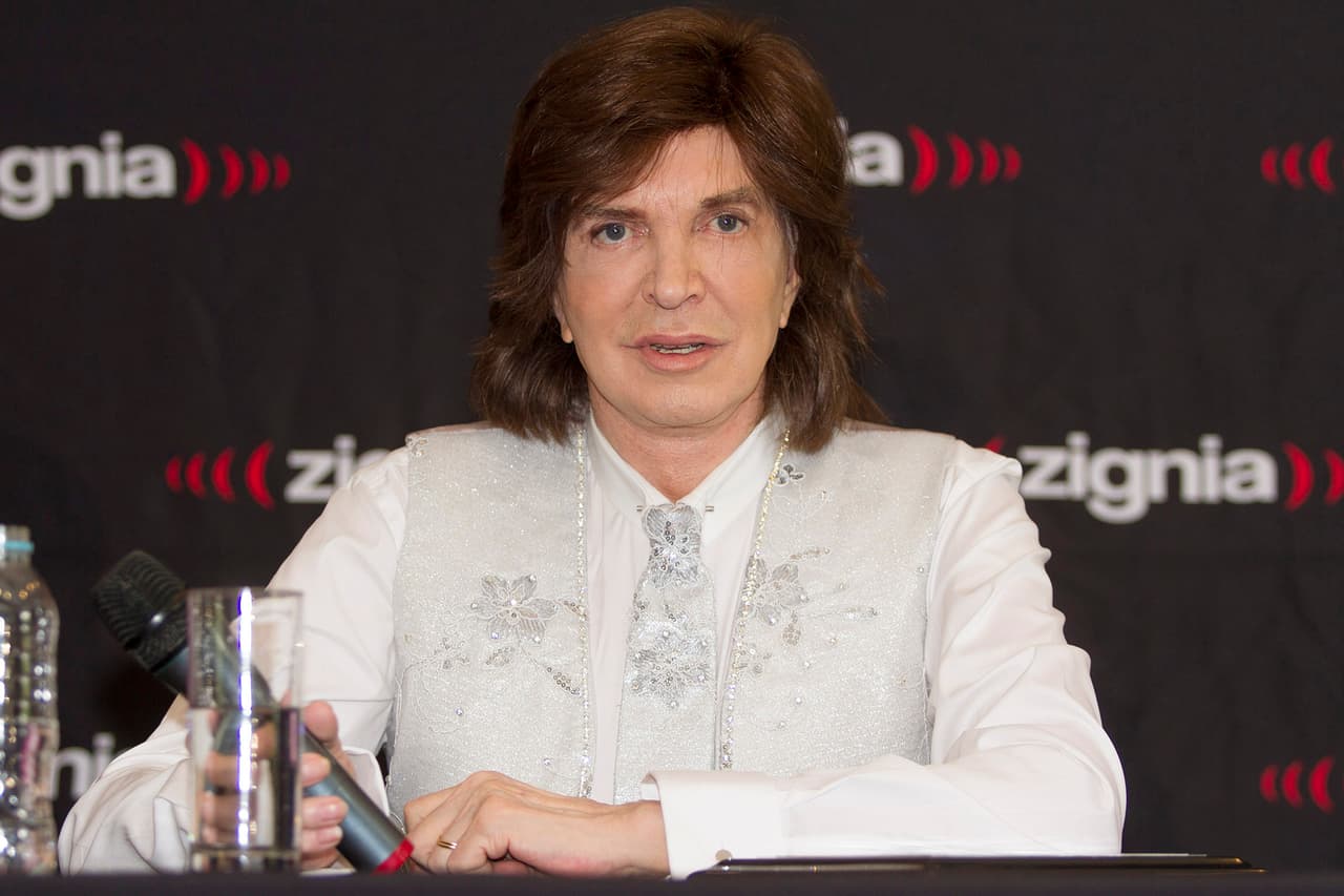 Esta serie de declaraciones por parte de Lourdes Ornelas y Camilo Blanes surgió luego de que, a finales de noviembre, 
<b><a href="https://www.mujerhoy.com/celebrities/corazon/201911/29/lourdes-ornelas-camilin-blanes-enfermo-ayuda-20191128135541.html" target="_blank">la revista 'Hoy corazón' </a></b>captara al heredero de Camilo Sesto supuestamente deambulando por las calles de Madrid y casi sin poder articular palabras.