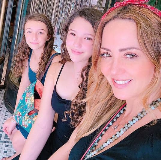 Sobre todo, resaltó la habilidad de Andrea Legarreta: "En especial mi mamá que luego ha tenido momentos en que se le malinterpretan ciertas cosas o lo que sea".
<br>