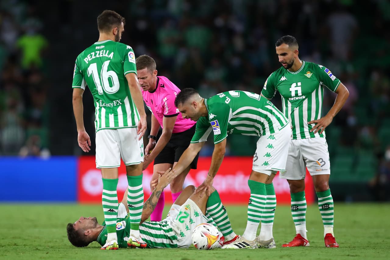 Real Madrid sacó los tres puntos en su visita al Betis en un encuentro con emociones hasta el último minuto.