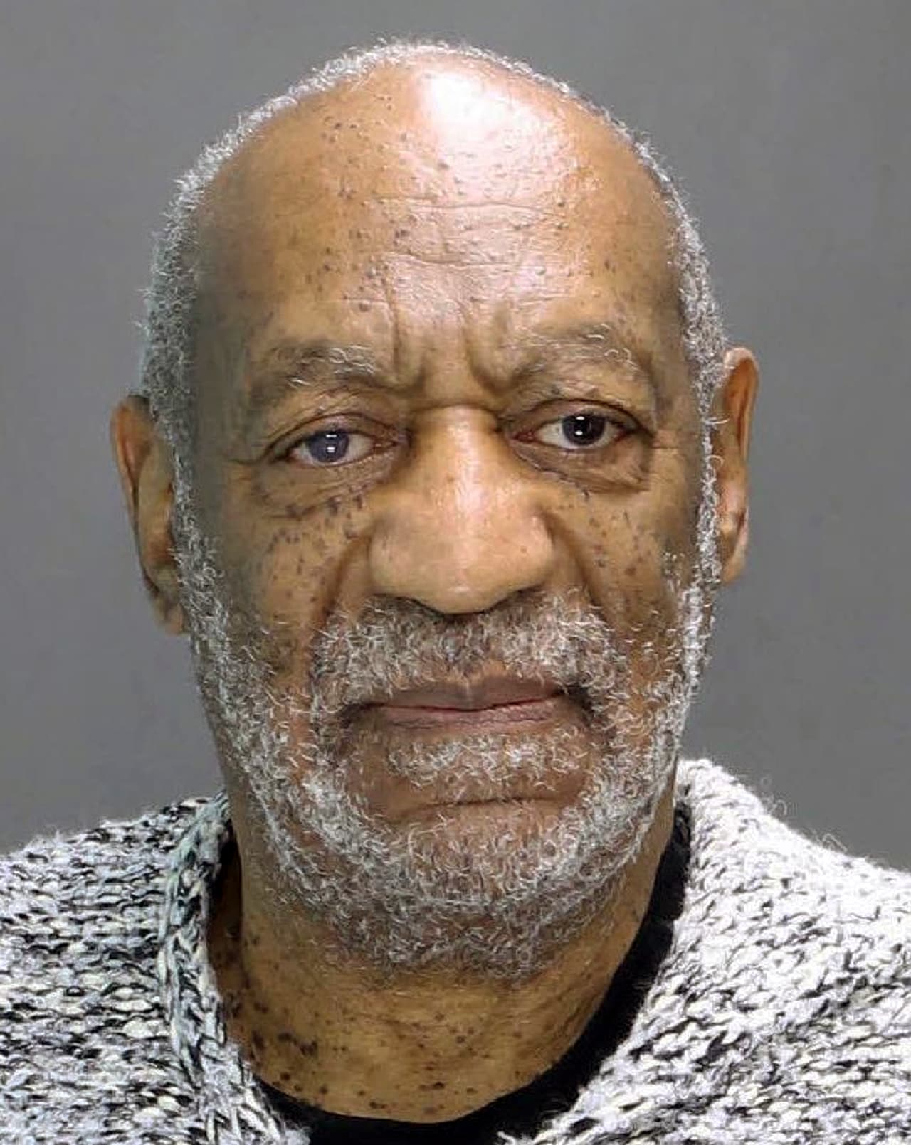Procesan a Bill Cosby por caso de agresión sexual