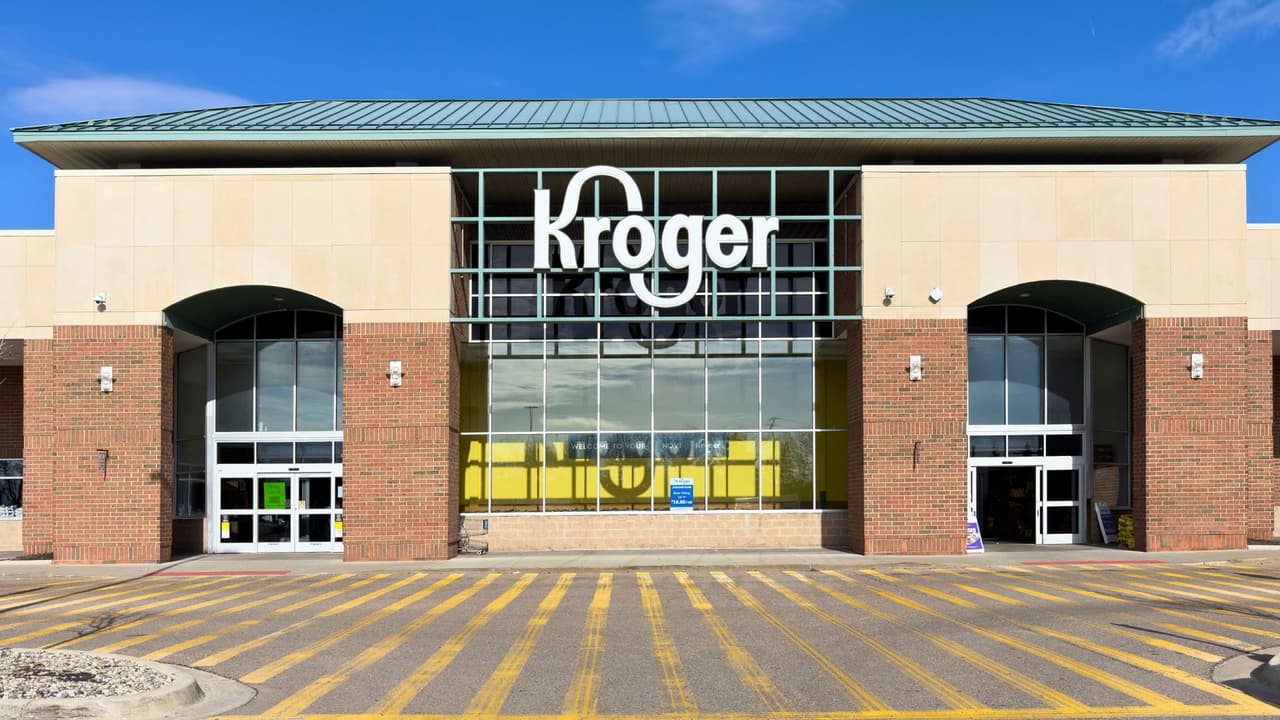 <h3 class="cms-H3-H3">Cierres confirmados en Texas </h3>
<br>
<b>Garland</b>: La tienda en North Jupiter Road cerró en julio. Se liquidó el inventario y se reubicó parte del personal. 
<br>
<b>McKinney: </b>El cierre de la tienda en University Drive está previsto para agosto. 
<br>
<b>Dickinson y The Woodlands: </b>Cerraron a principios de junio.