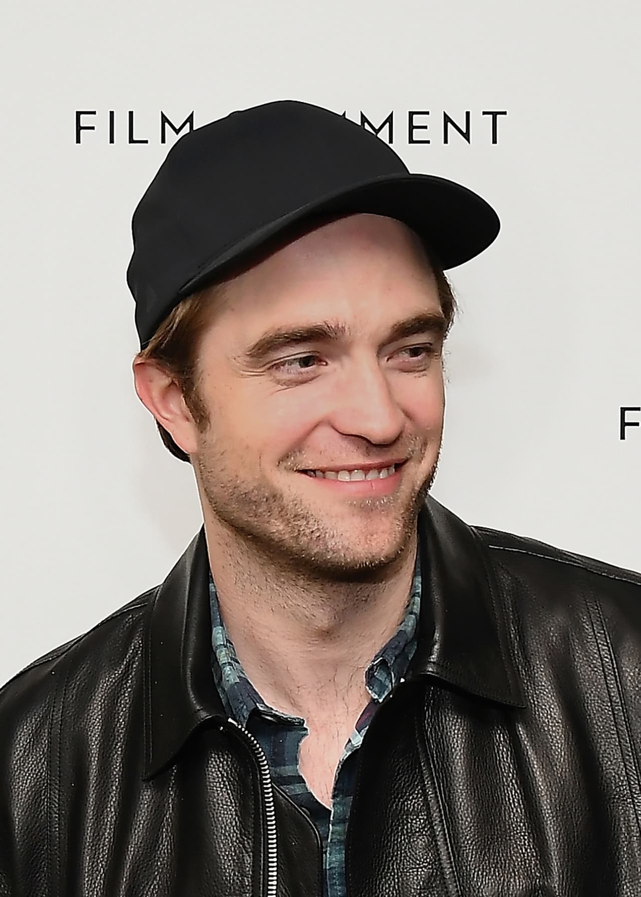 La lista fue compilada usando las últimas técnicas de mapeo computarizado, que "nos permiten resolver algunos de los misterios de lo que hace que alguien sea físicamente hermoso", explicó el doctor De Silva, quien agregó que esta tecnología también "es útil al planificar la cirugía de los pacientes", publicó el Daily Mail.