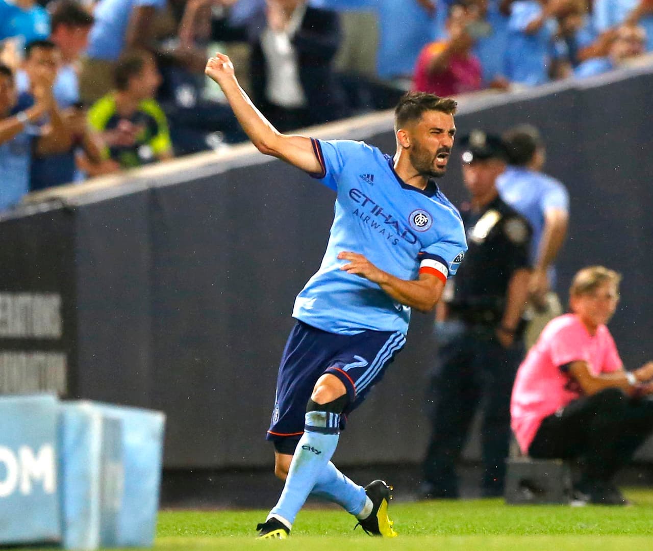 David Villa y 'Dome' Torrent celebraron por todo lo alto el empate que supo a victoria ante Red Bulls