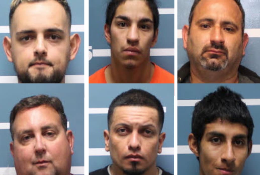 La Operación llamada "Salvaguardia" consitió en crear cuentas falsas de redes sociales, con el objetivo que sirvieran de anzuelo para los depredadores sexuales. Durante la investigación, varios hombres enviaron fotografías explícitas y también pidieron otras cambio.
<br>El pasado fin de semana, 11 varones fueron finalmente arrestados cuando llegaron a reunirse con el menor que actuó como señuelo durante la operación encubierta.