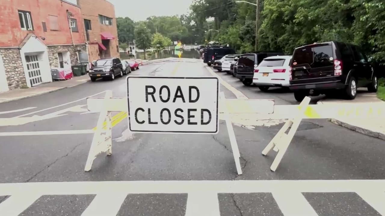 Vías inundadas y autos sumergidos: tormentas severas causan caos en Nueva York