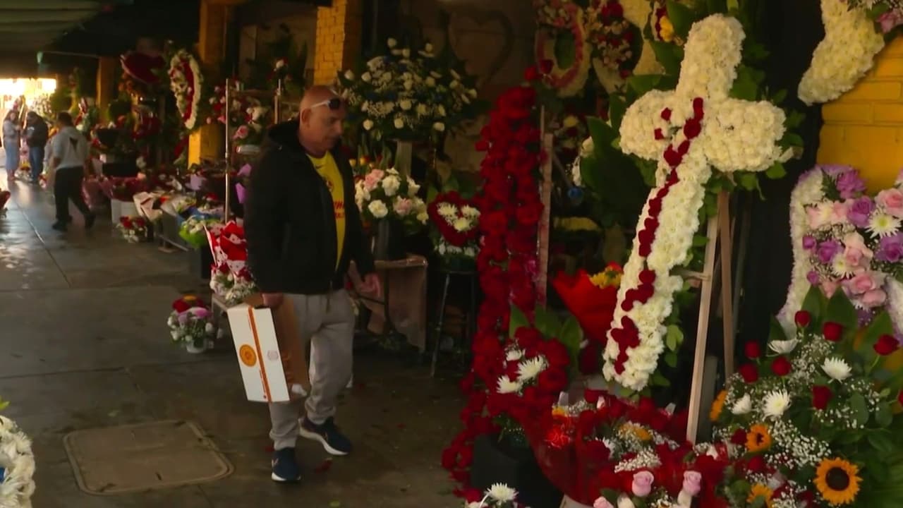 Redadas migratorias amargan San Valentín a comerciantes en Los Ángeles: zonas comerciales no se llenan