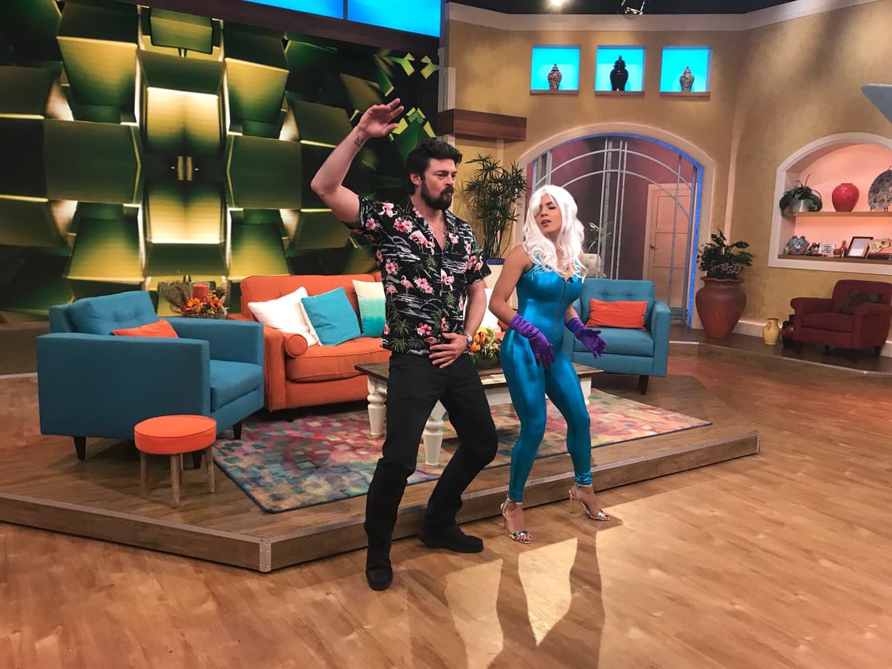 Karl Urban y 'Tormenta Tropical' sí que hacen buena pareja.