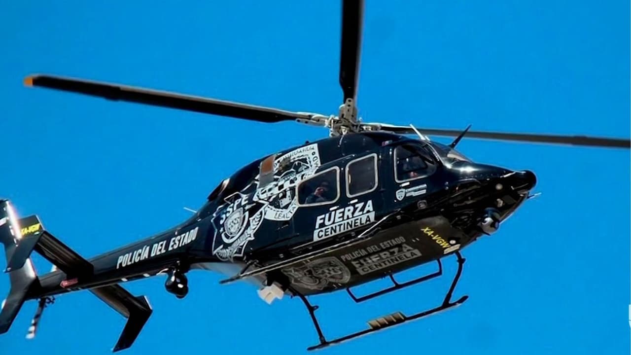 "Son grupos terroristas de la delincuencia organizada": Atacan a balazos helicóptero de la policía en Chihuahua, México