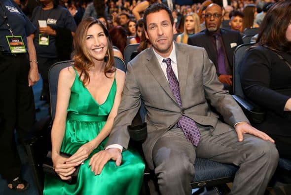 ¡Ni tampoco de tocarla!