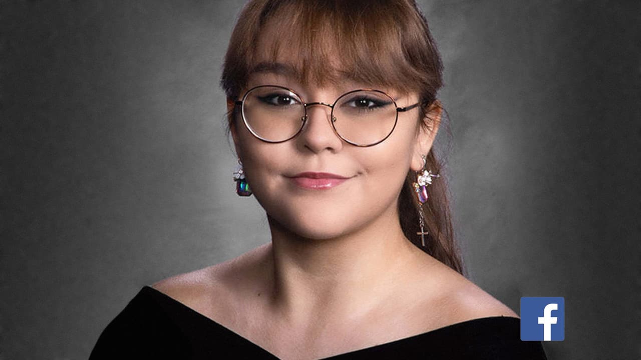 Foto de Aramis Mora, de 17 años, tomada de la página de Facebook de la Secundaria Greenville, en Texas.