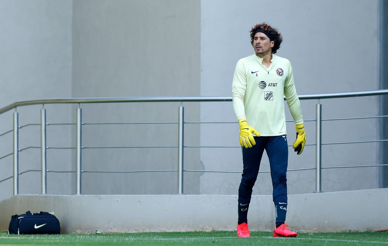 Club América y Fundación Televisa donan equipo de protección a personal médico