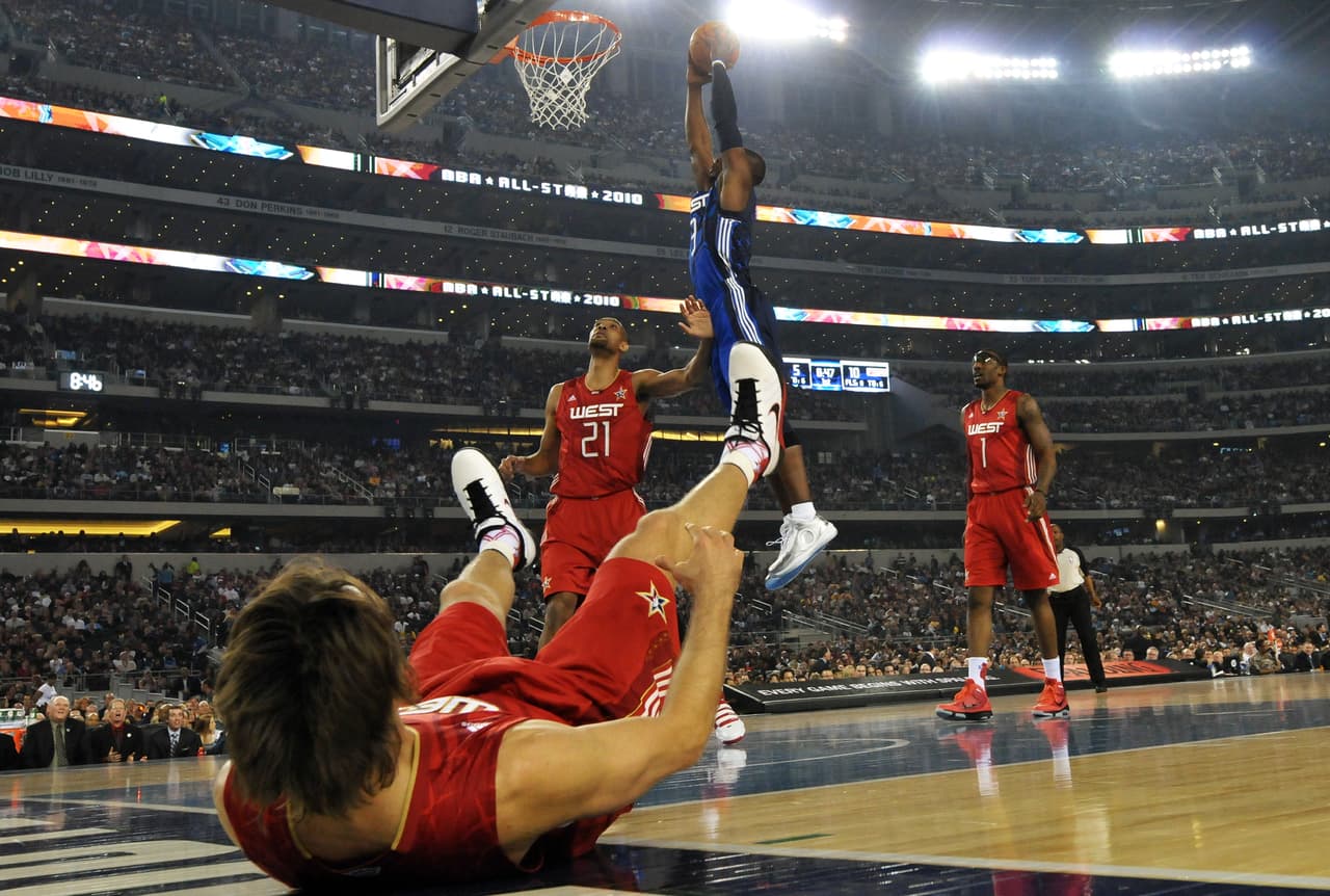 En 2010 el estadio rompió otro récord cuando recibió a 108,000 espectadores para el Juego de Estrellas de la NBA, la mayor cantidad de aficionados congregados en la historia para ver un partido de baloncesto.